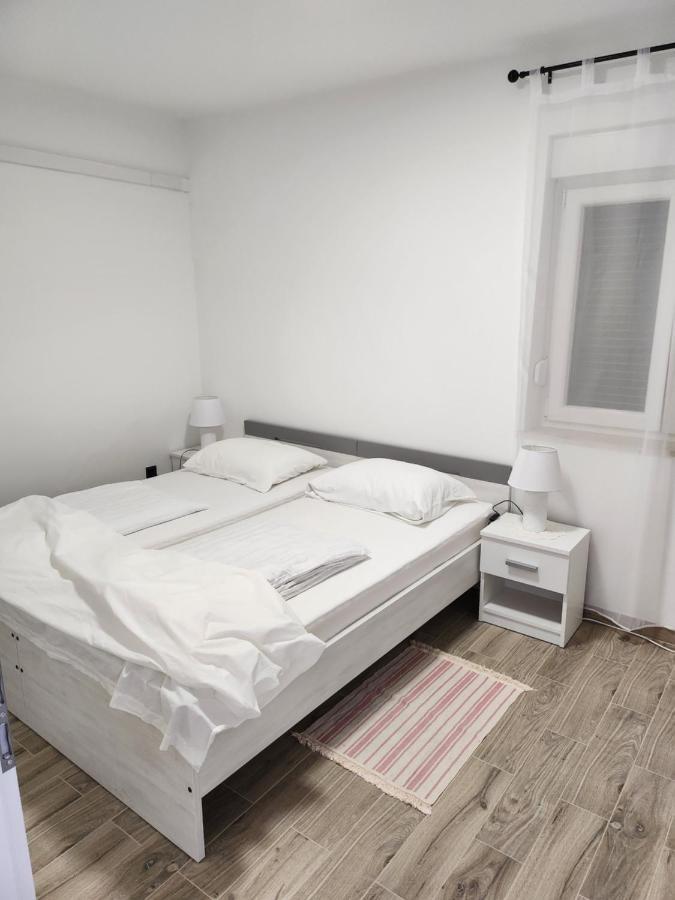 H&D Apartment Sumartin Exteriör bild